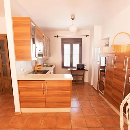 Casa Con Patio Andaluz Cerca Del Tajo De Apartment